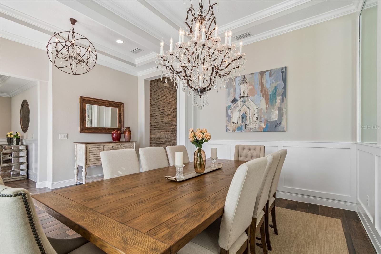 Image 8 of 31 For 8768 Birchleaf Court