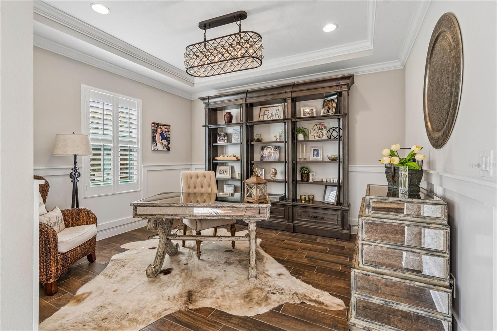 Image 9 of 31 For 8768 Birchleaf Court