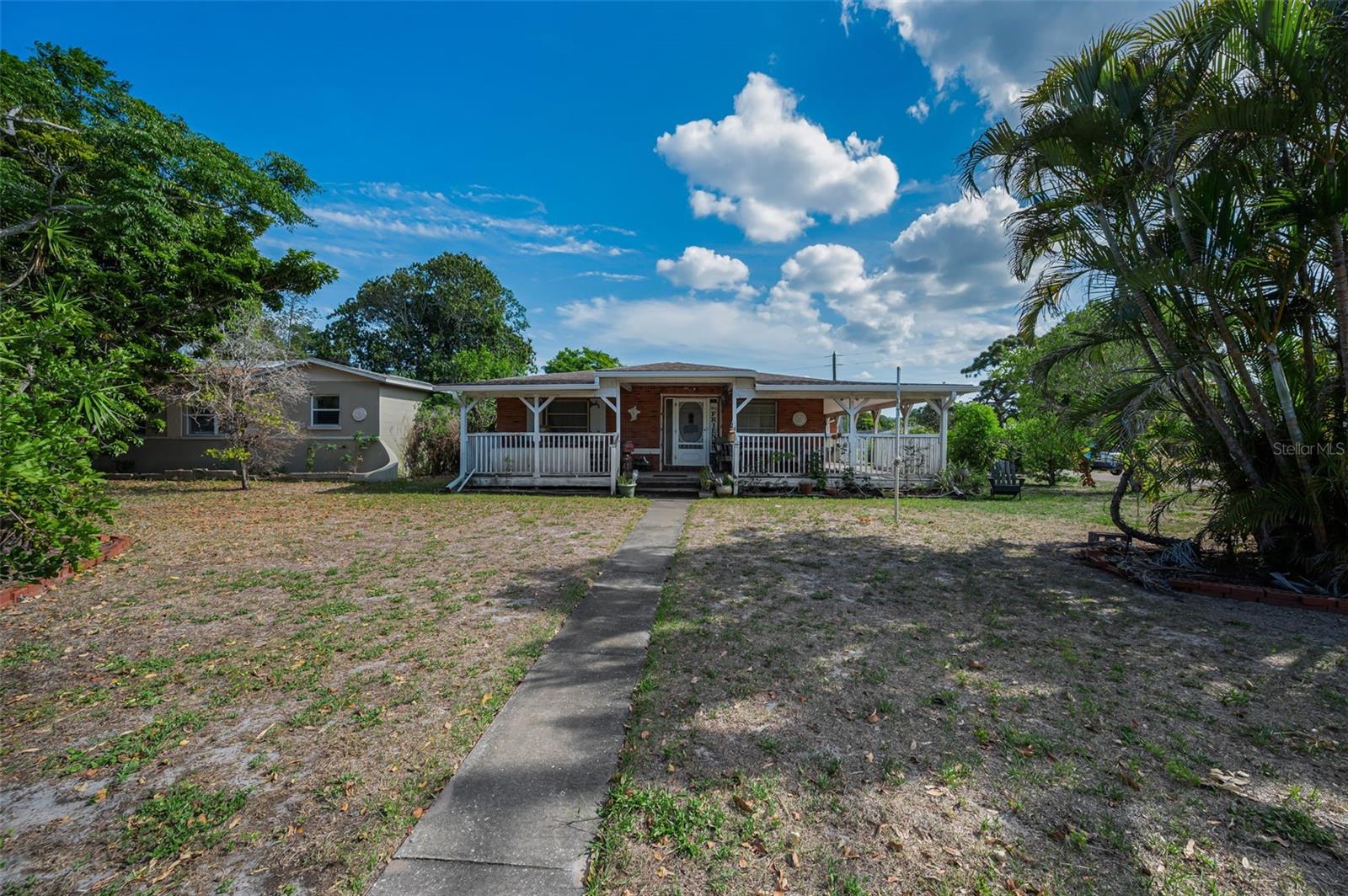 Image 3 of 54 For 2876 30th Avenue N