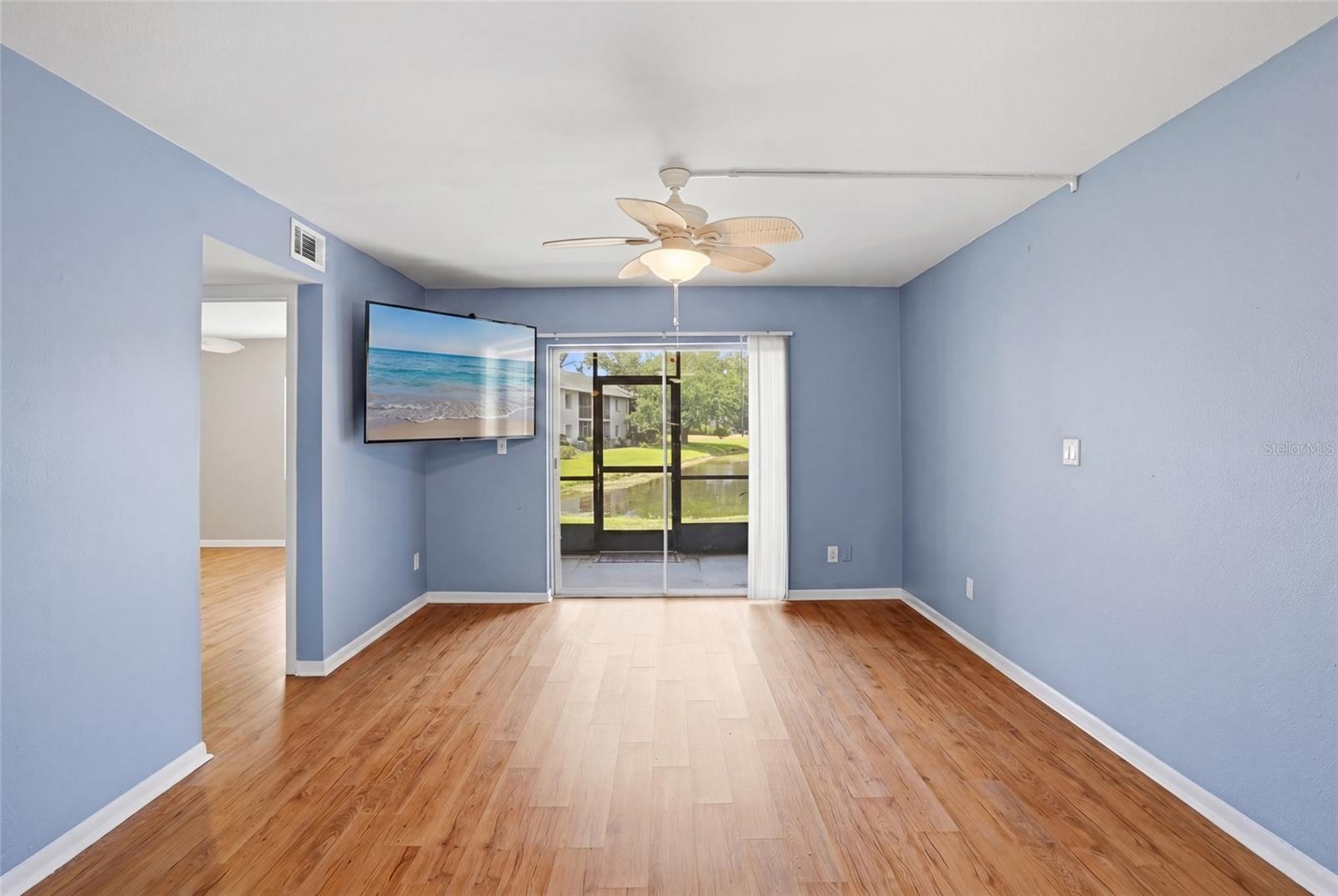 Image 14 of 34 For 11201 122nd Avenue N 143