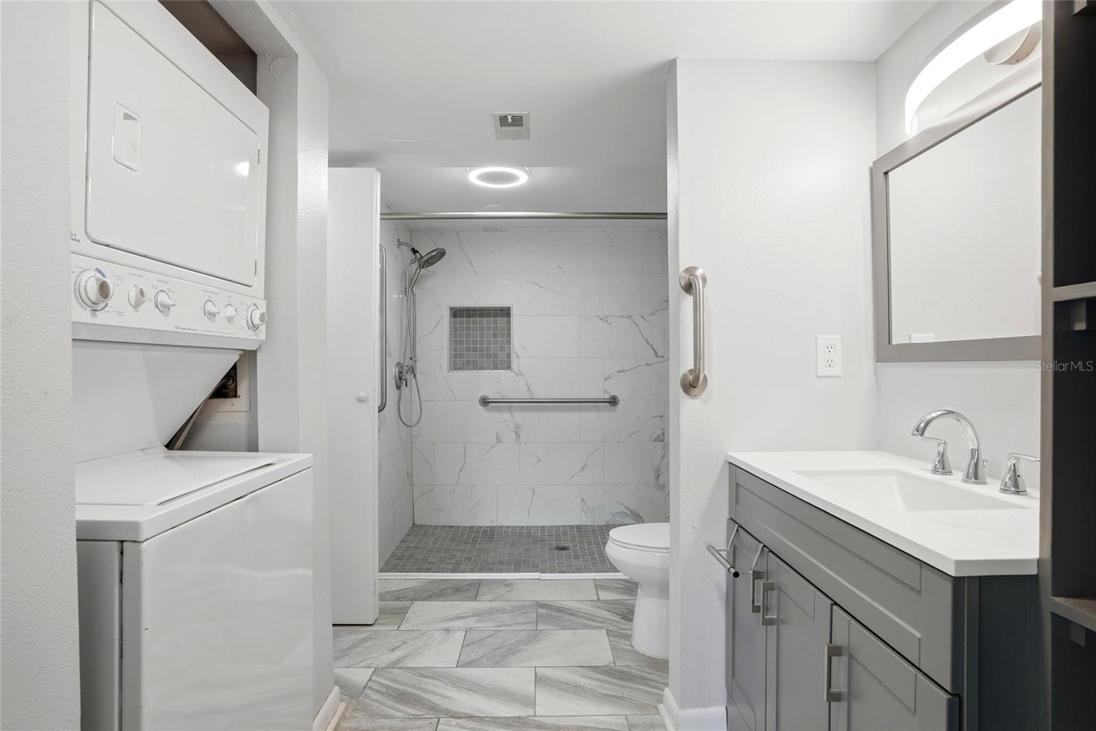 Image 18 of 34 For 11201 122nd Avenue N 143