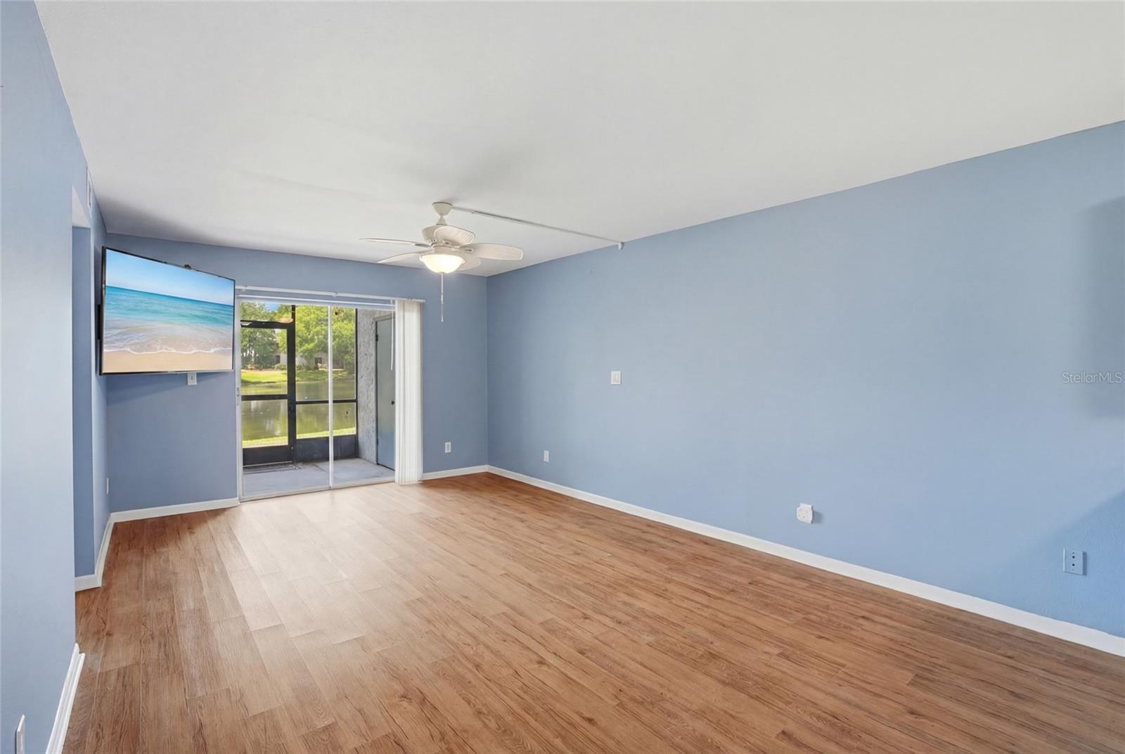 Image 9 of 34 For 11201 122nd Avenue N 143