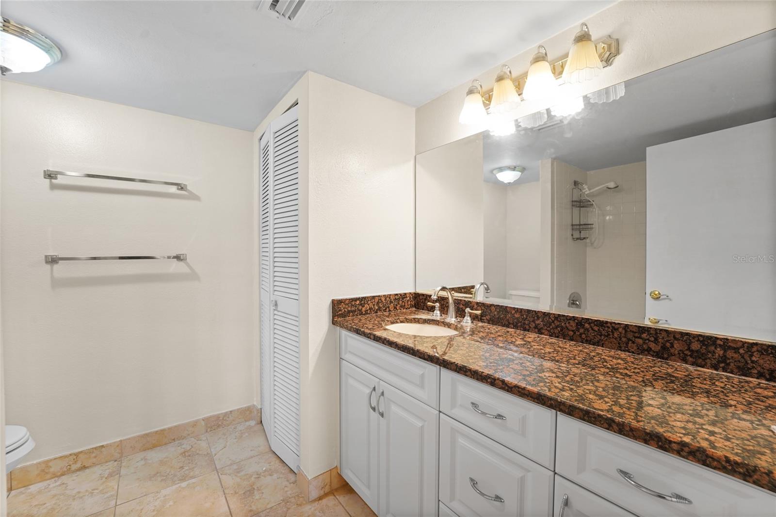 Image 15 of 29 For 220 Belleview Boulevard 601