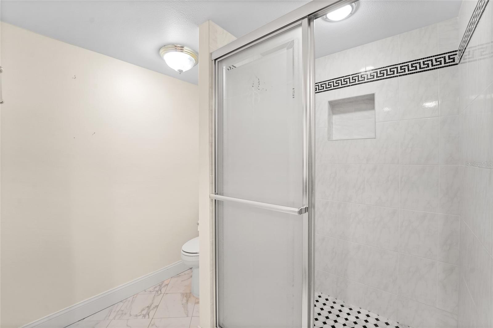 Image 18 of 29 For 220 Belleview Boulevard 601