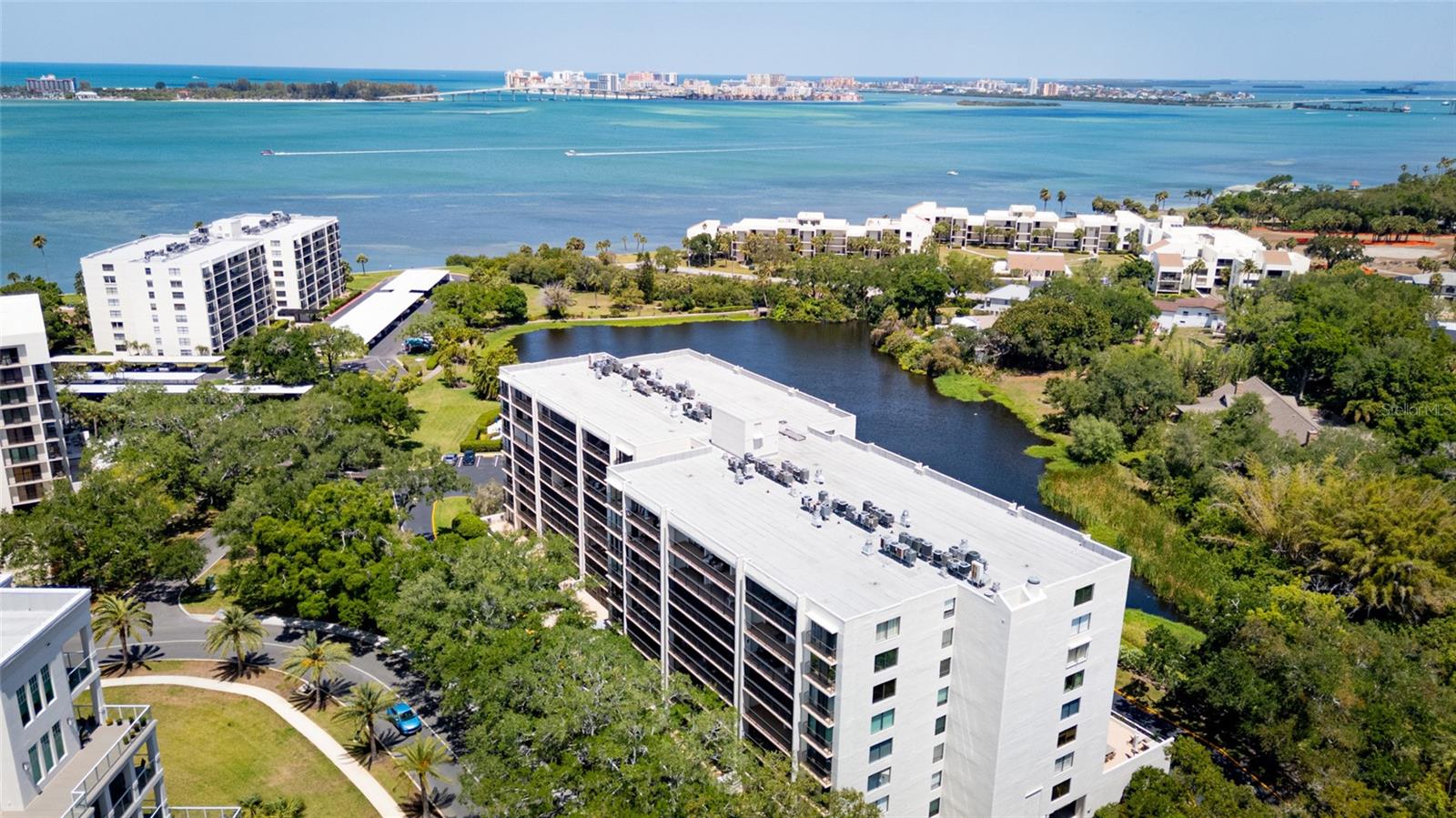 Image 24 of 29 For 220 Belleview Boulevard 601