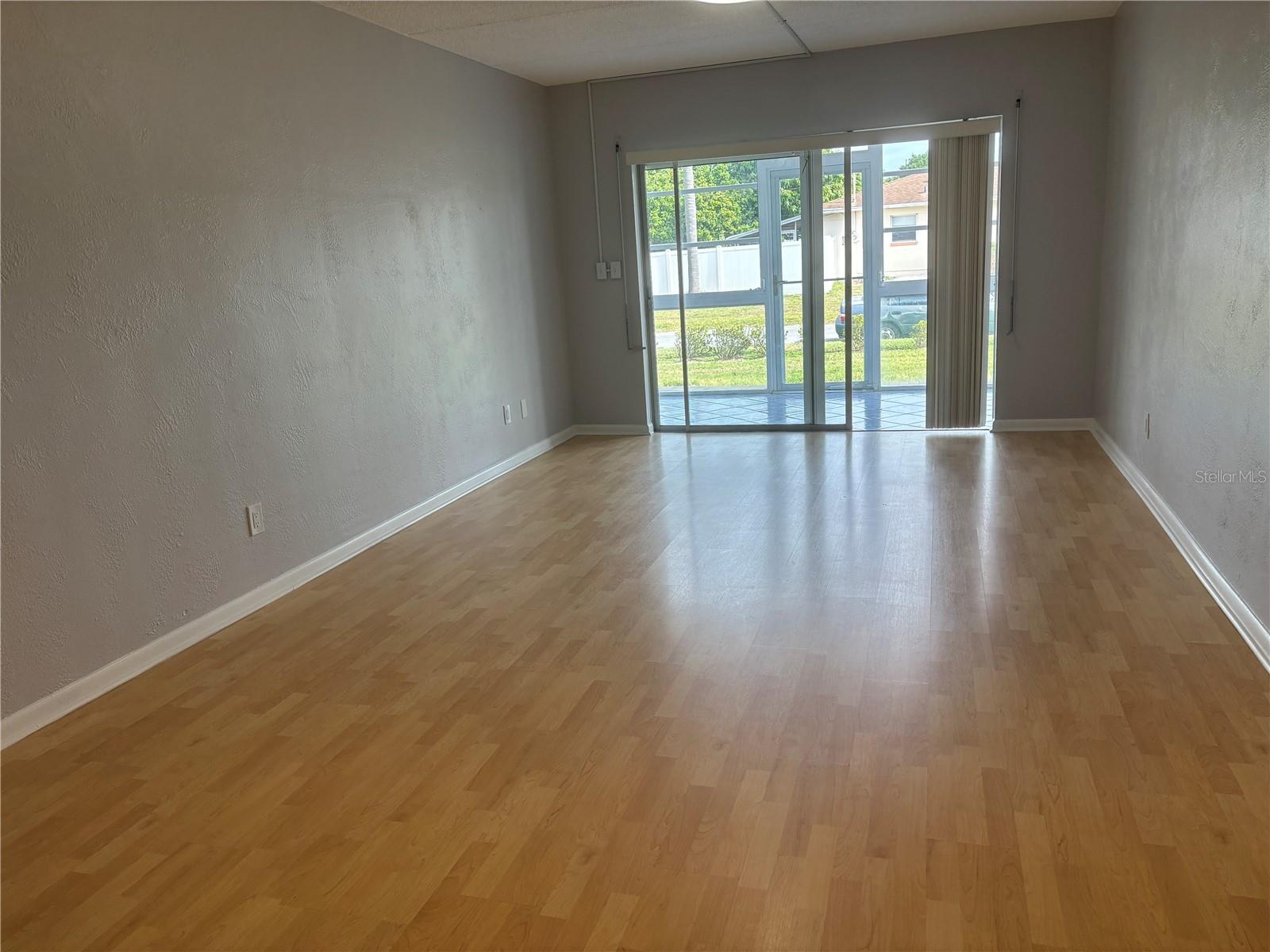 Image 3 of 20 For 3160 36th Street N 102