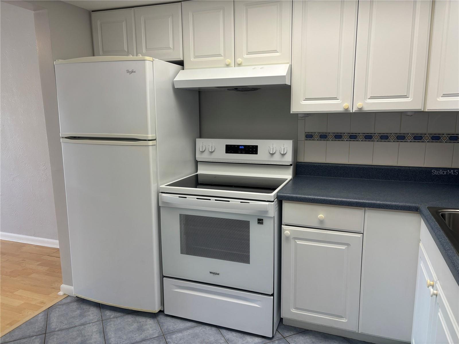 Image 8 of 20 For 3160 36th Street N 102