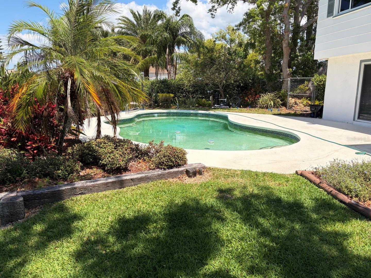 Image 15 of 16 For 8728 Cobblestone Drive