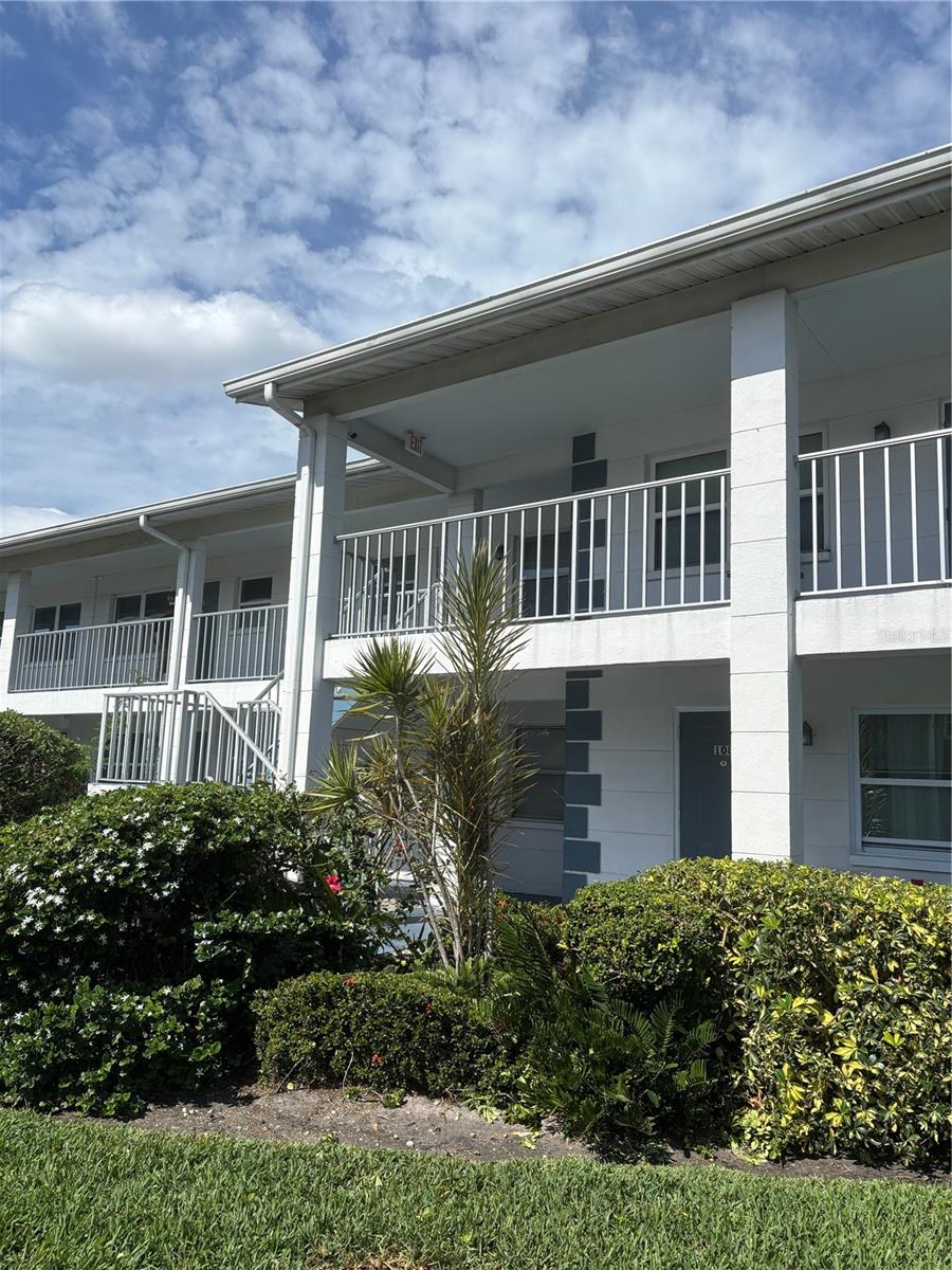 Details for 3160 36th Street N 210, ST PETERSBURG, FL 33713