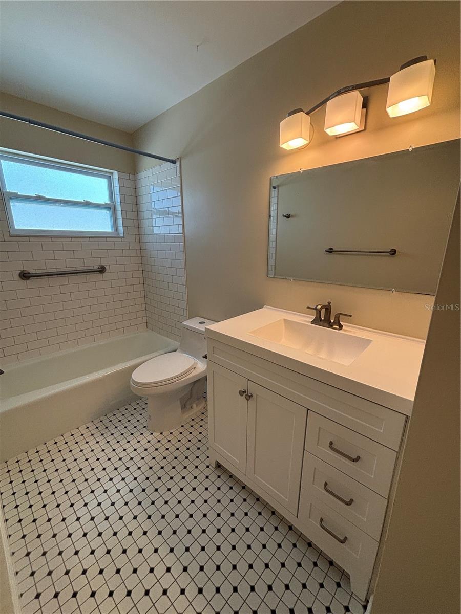 Image 11 of 17 For 3160 36th Street N 210