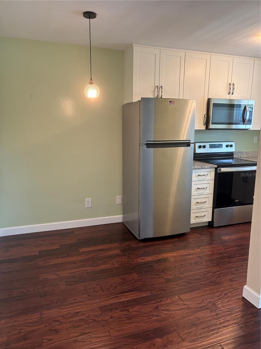 Image 4 of 17 For 3160 36th Street N 210