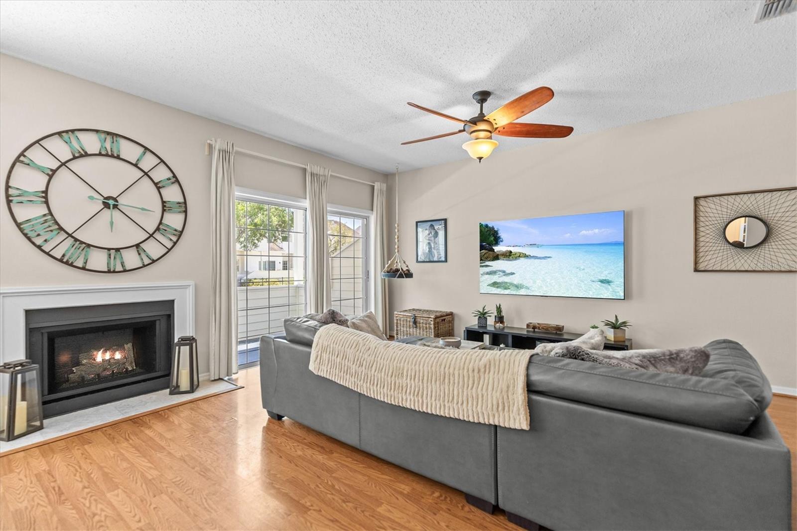 Image 13 of 45 For 5203 Bayshore Boulevard 14