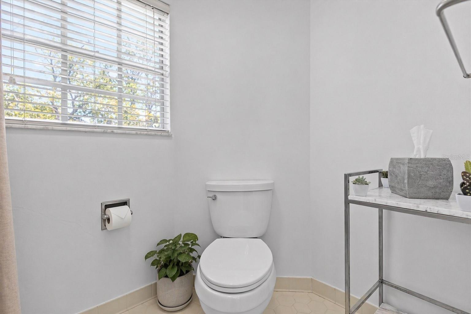 Image 31 of 45 For 5203 Bayshore Boulevard 14