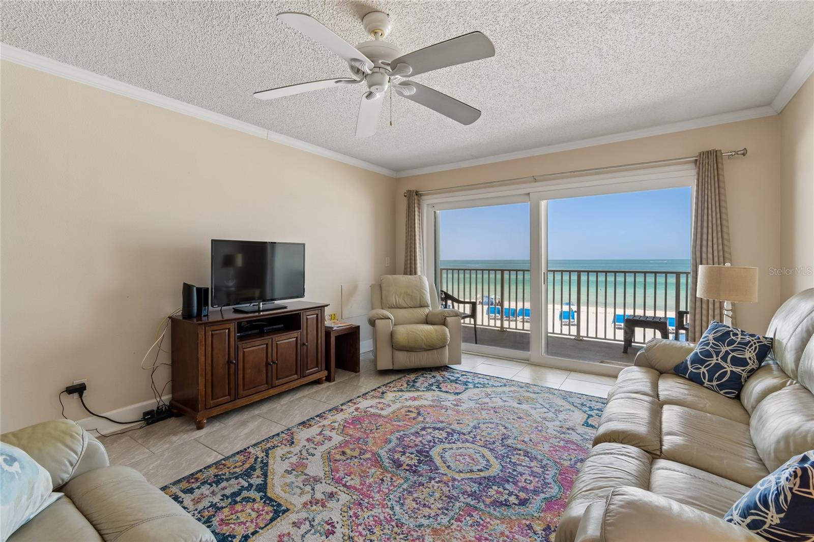 Image 16 of 68 For 19418 Gulf Boulevard 204