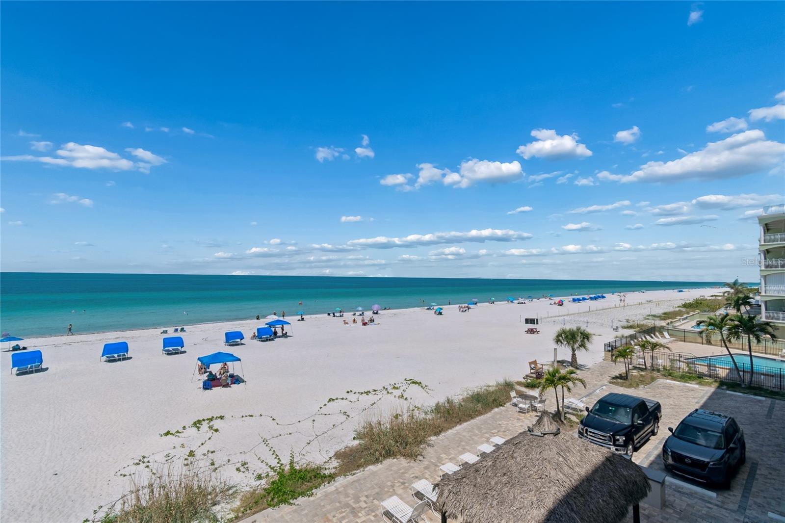 Image 22 of 68 For 19418 Gulf Boulevard 204