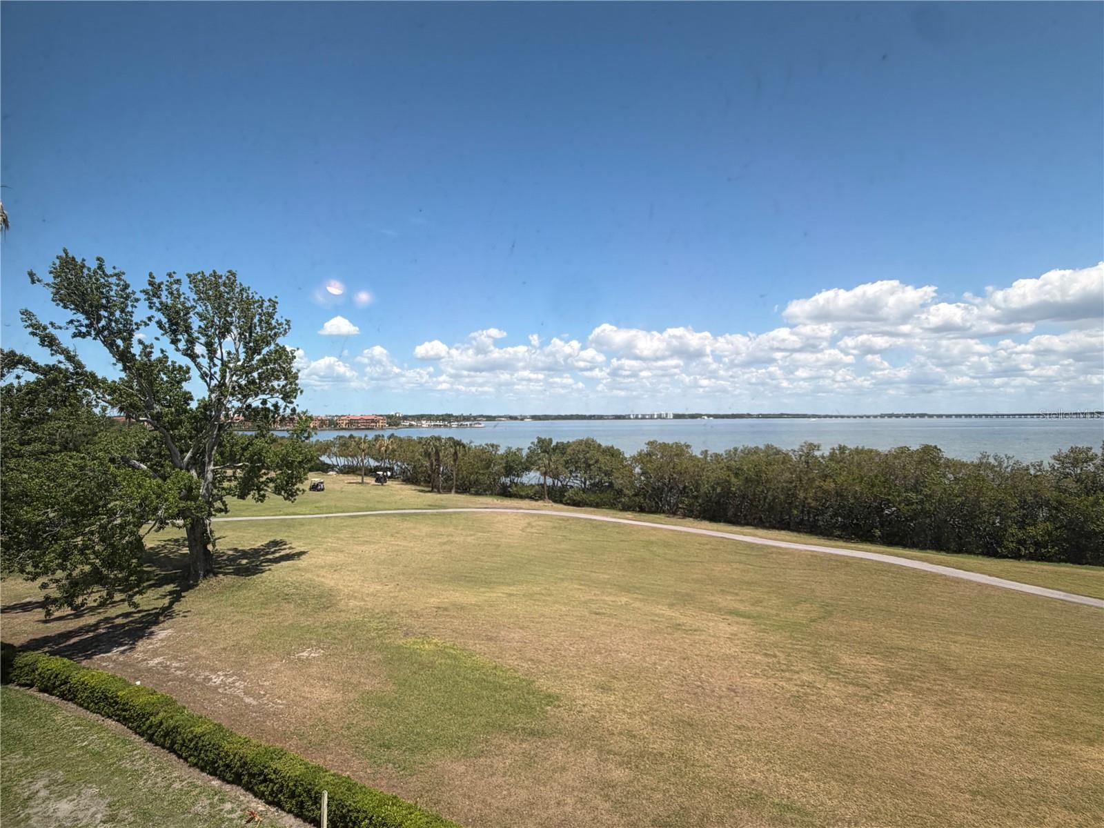 Image 12 of 34 For 2617 Cove Cay Drive 407