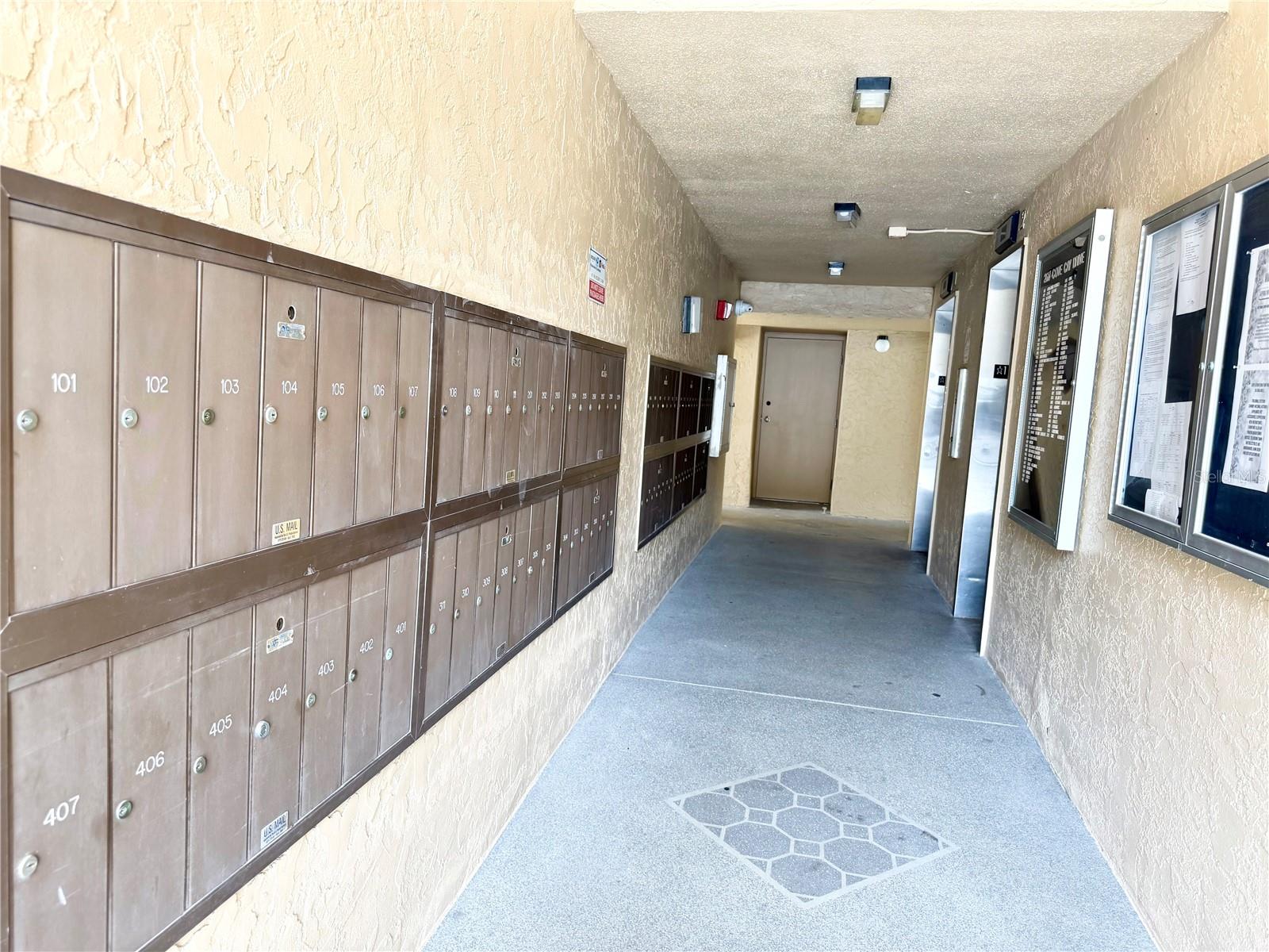 Image 26 of 34 For 2617 Cove Cay Drive 407