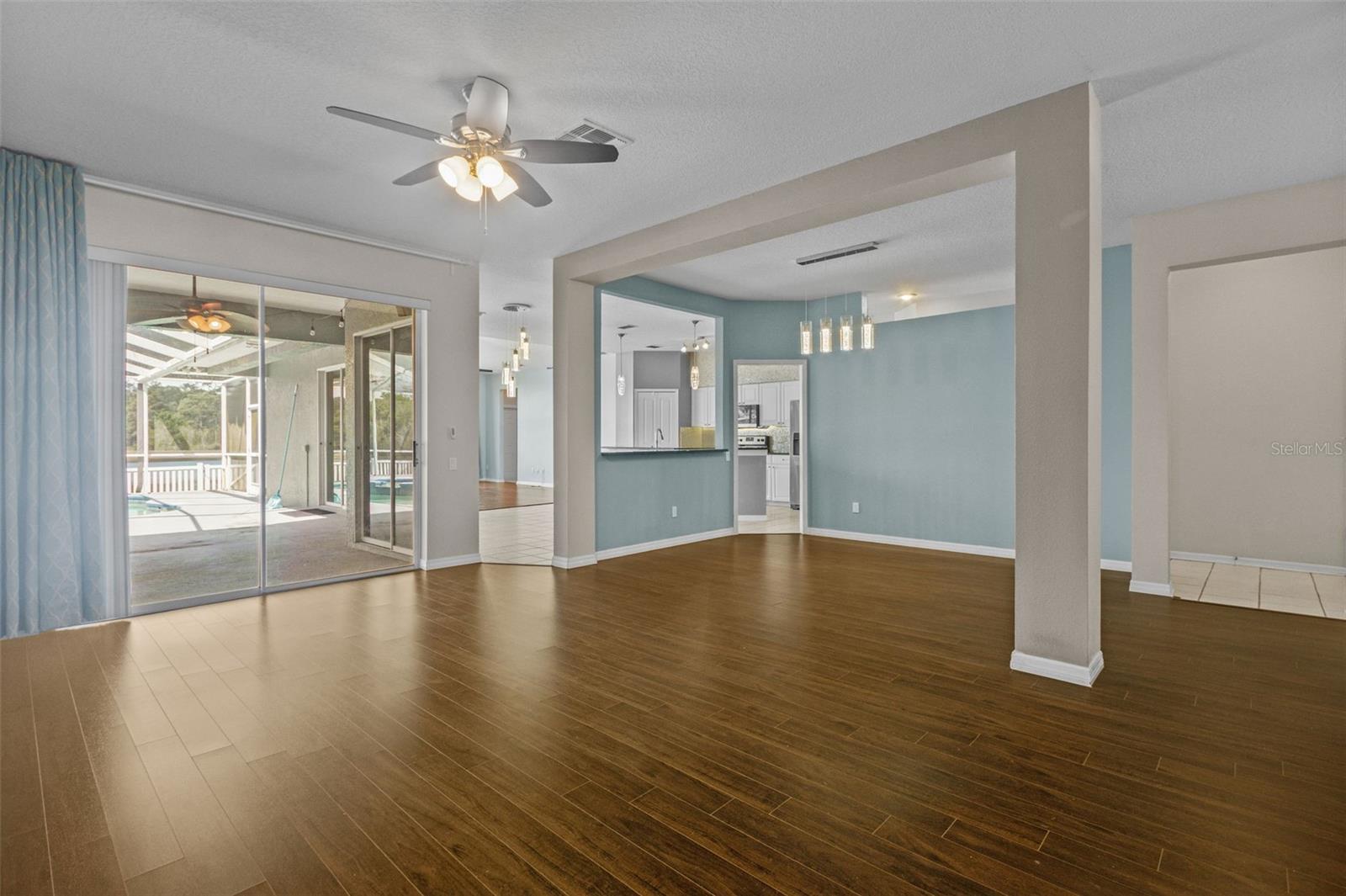 Image 10 of 36 For 8739 Ashworth Drive
