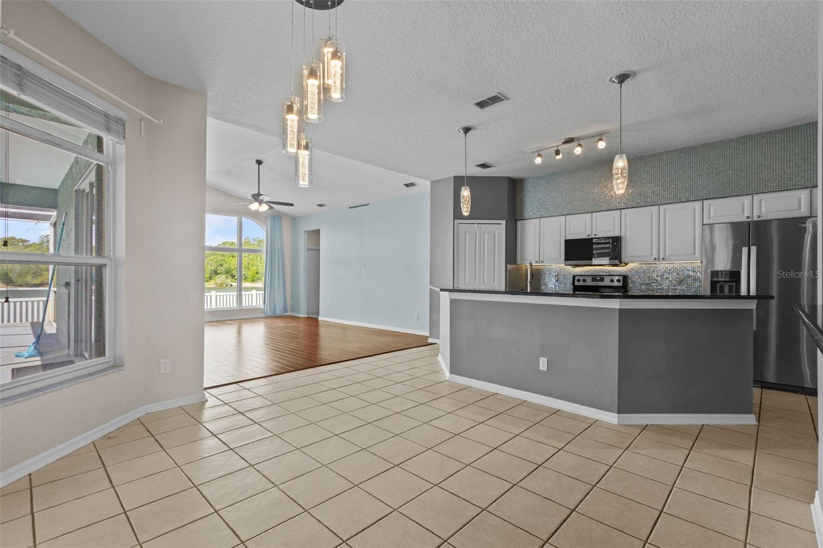 Image 14 of 36 For 8739 Ashworth Drive