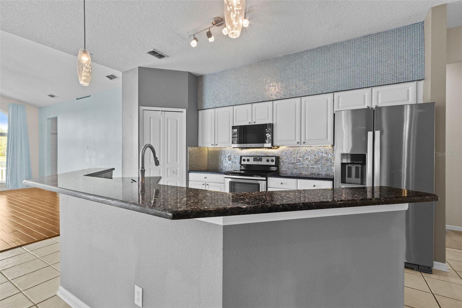 Image 15 of 36 For 8739 Ashworth Drive
