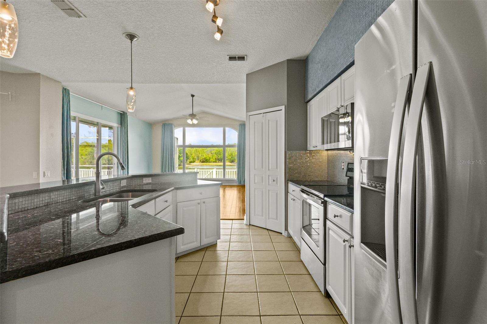 Image 16 of 36 For 8739 Ashworth Drive