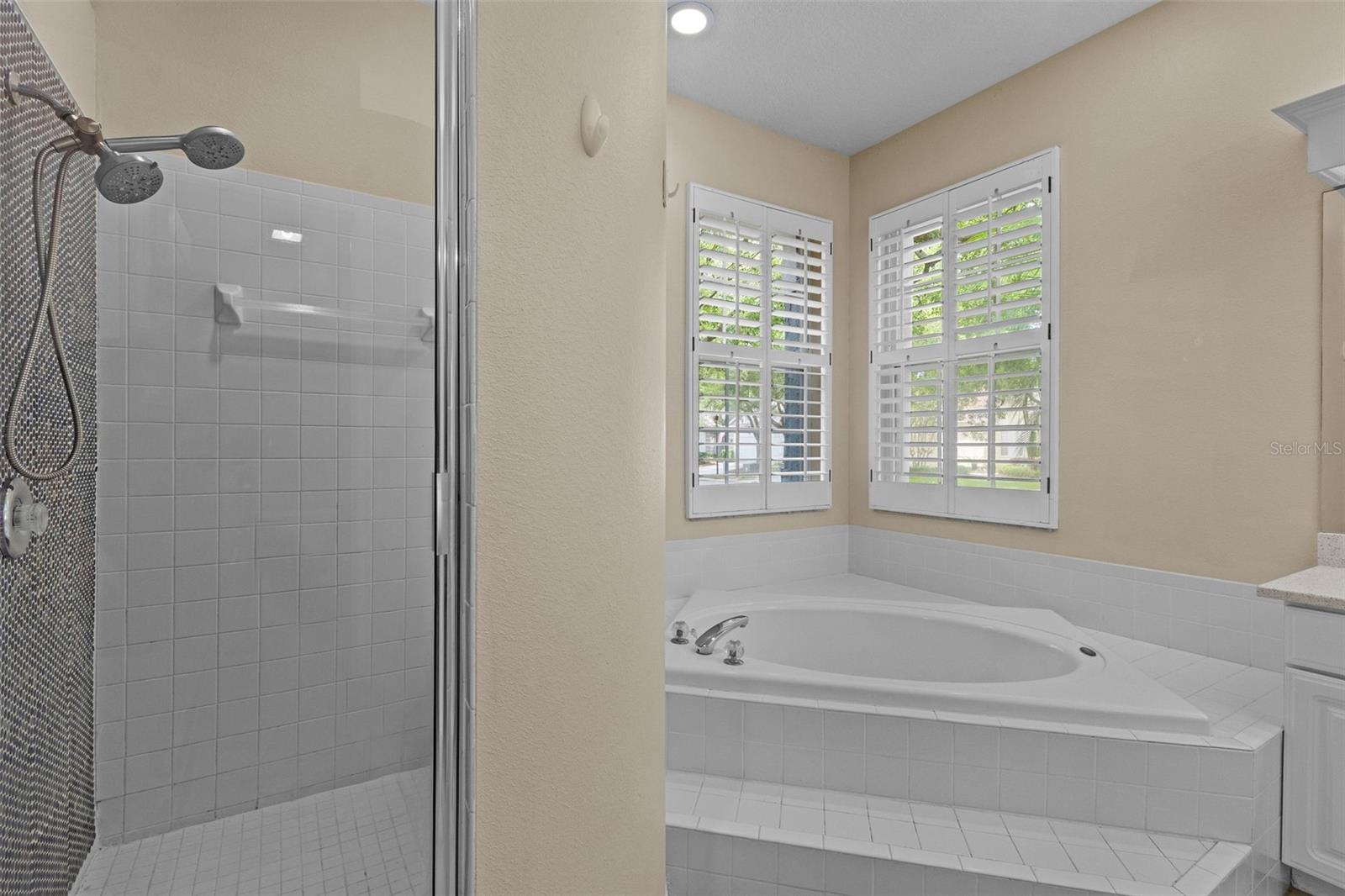 Image 26 of 36 For 8739 Ashworth Drive