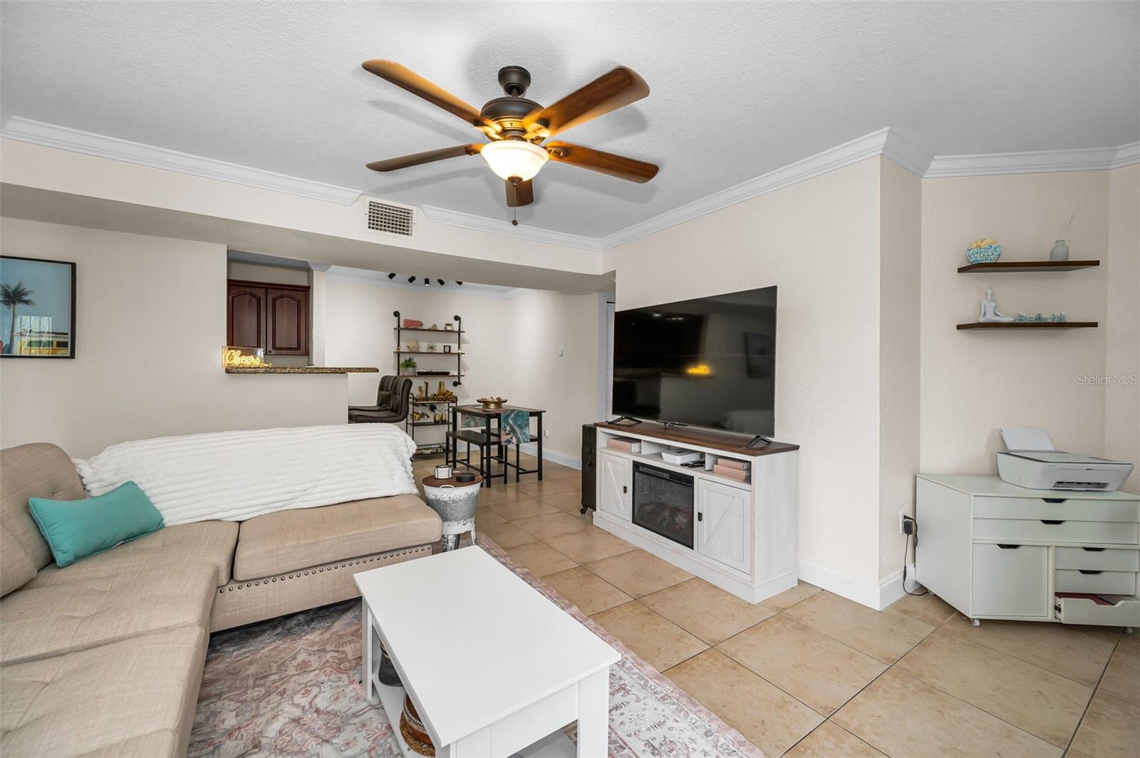 Image 9 of 41 For 455 Alt 19 S 83