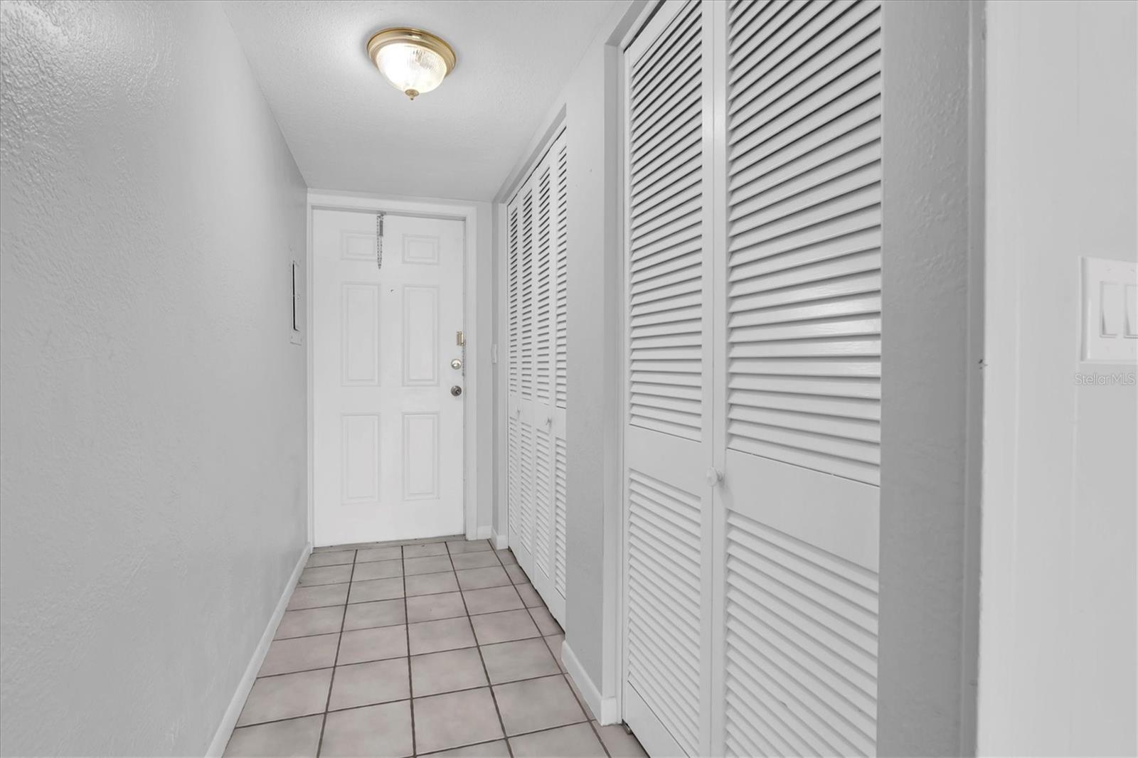 Image 5 of 30 For 3717 46th Avenue S 6