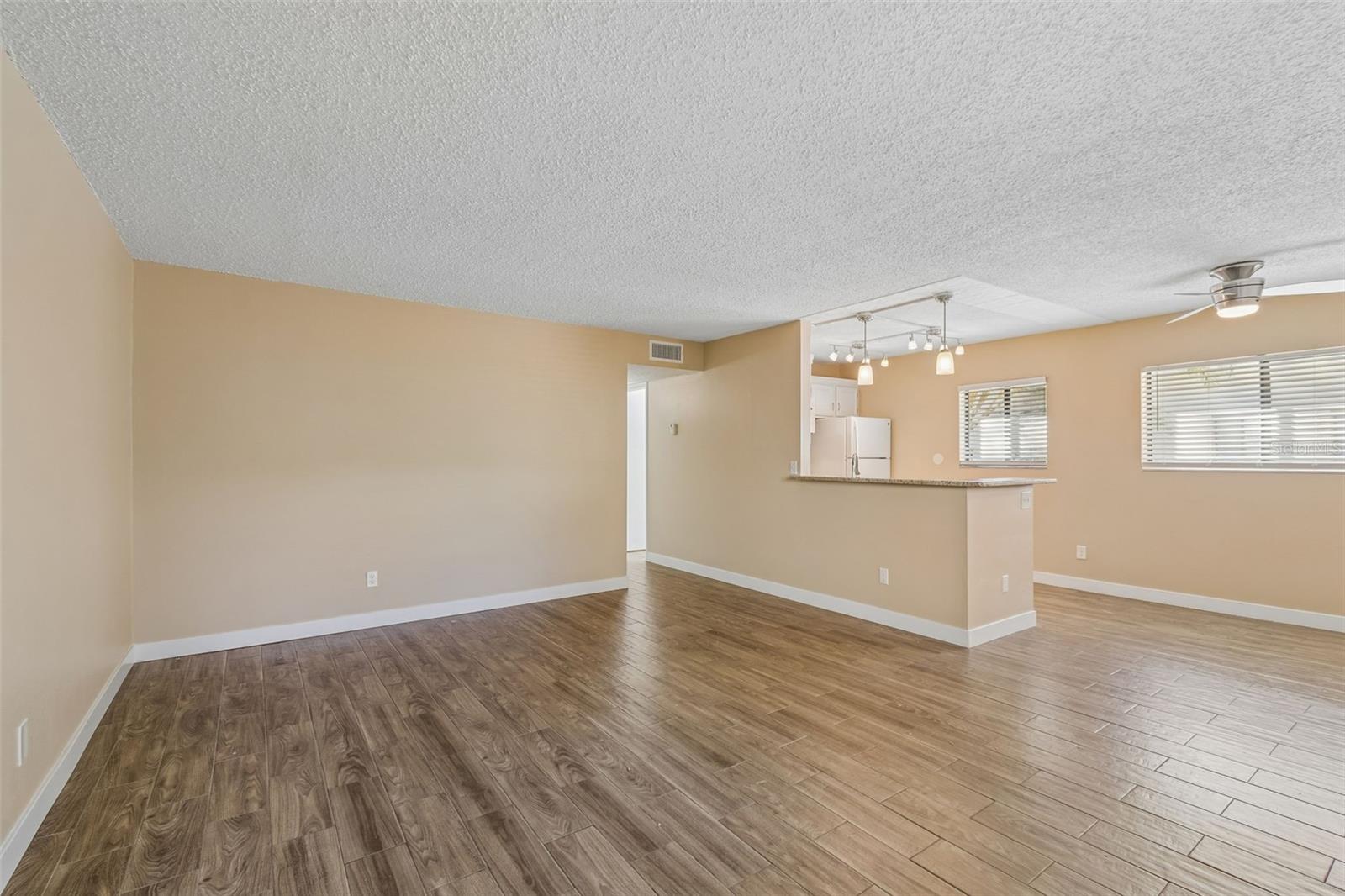 Image 23 of 100 For 3300 Fox Chase Circle N 202