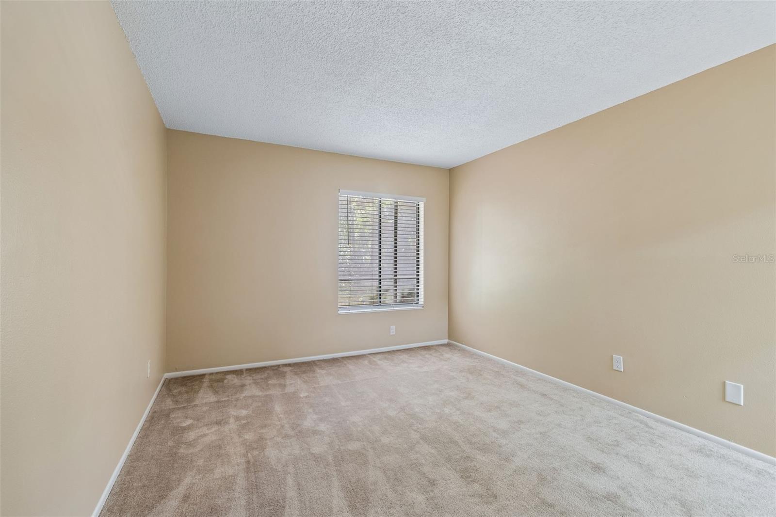 Image 32 of 100 For 3300 Fox Chase Circle N 202