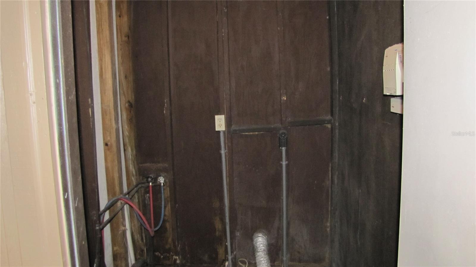 Image 10 of 12 For 7506 Needle Leaf Place 56