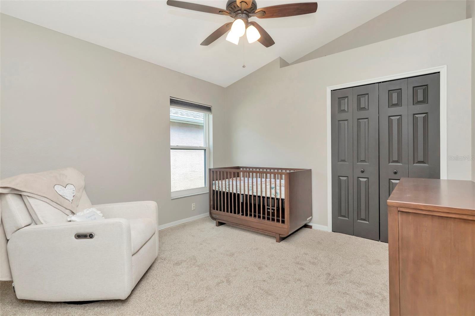 Listing photo id 25 for 12012 Northumberland Drive