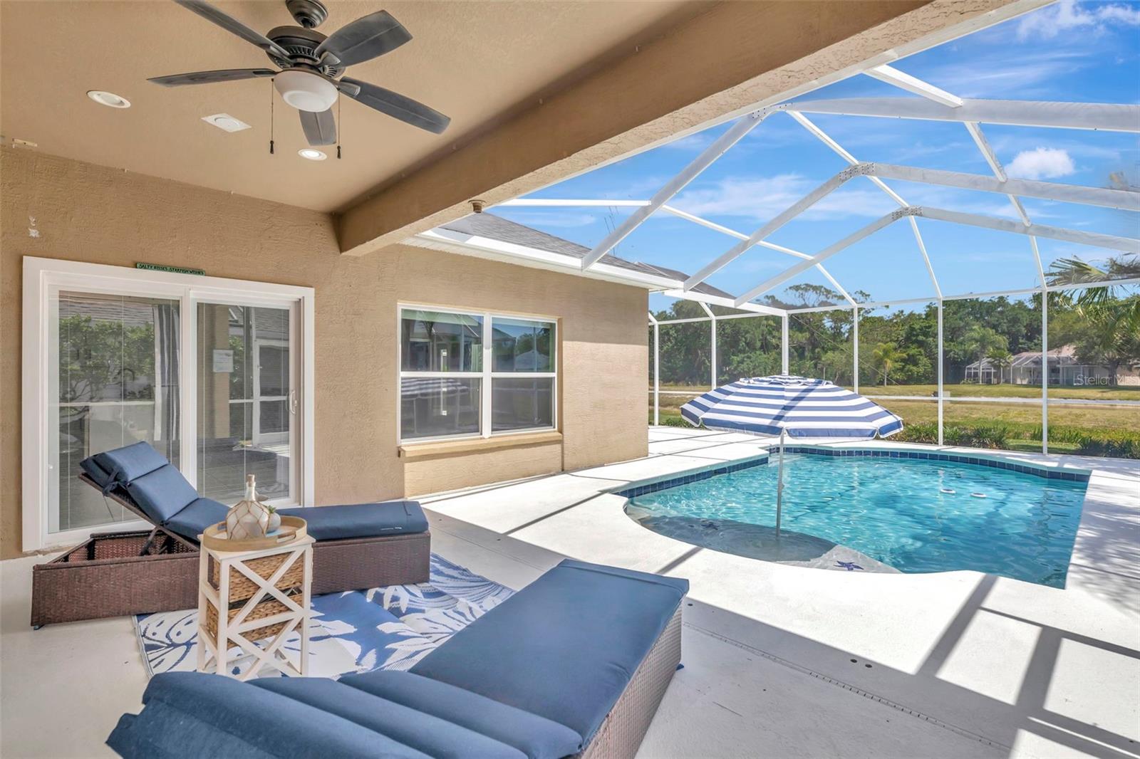 Listing photo id 28 for 12012 Northumberland Drive