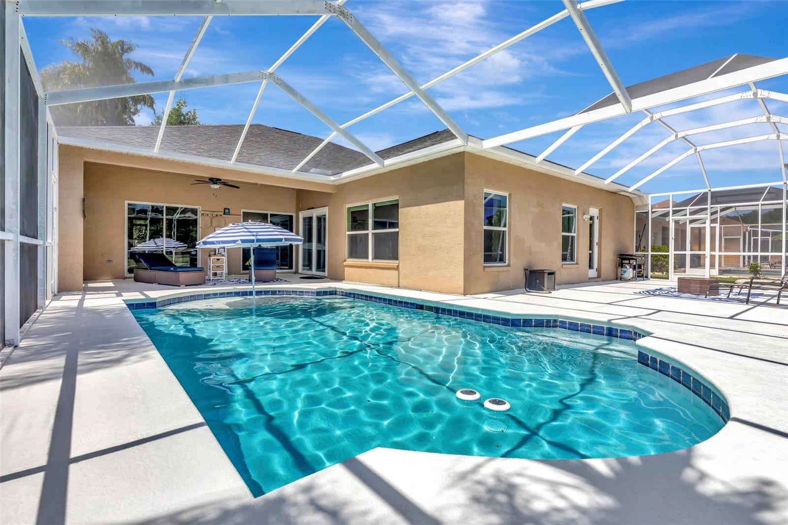 Listing photo id 29 for 12012 Northumberland Drive