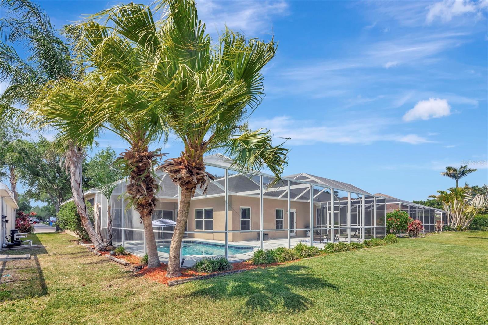 Listing photo id 32 for 12012 Northumberland Drive