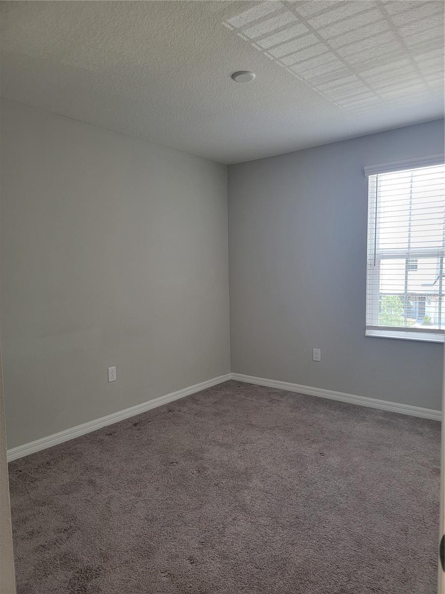 Image 12 of 17 For 7113 Grand Elm Drive