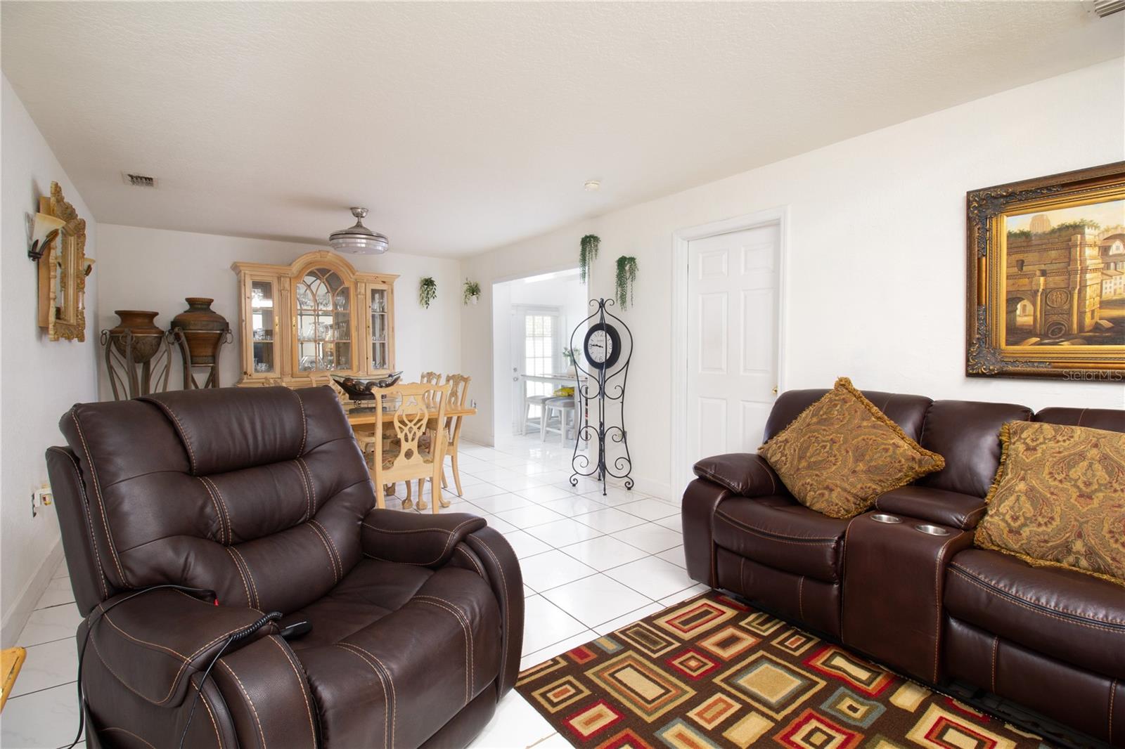 Image 12 of 34 For 6914 N Himes Ave