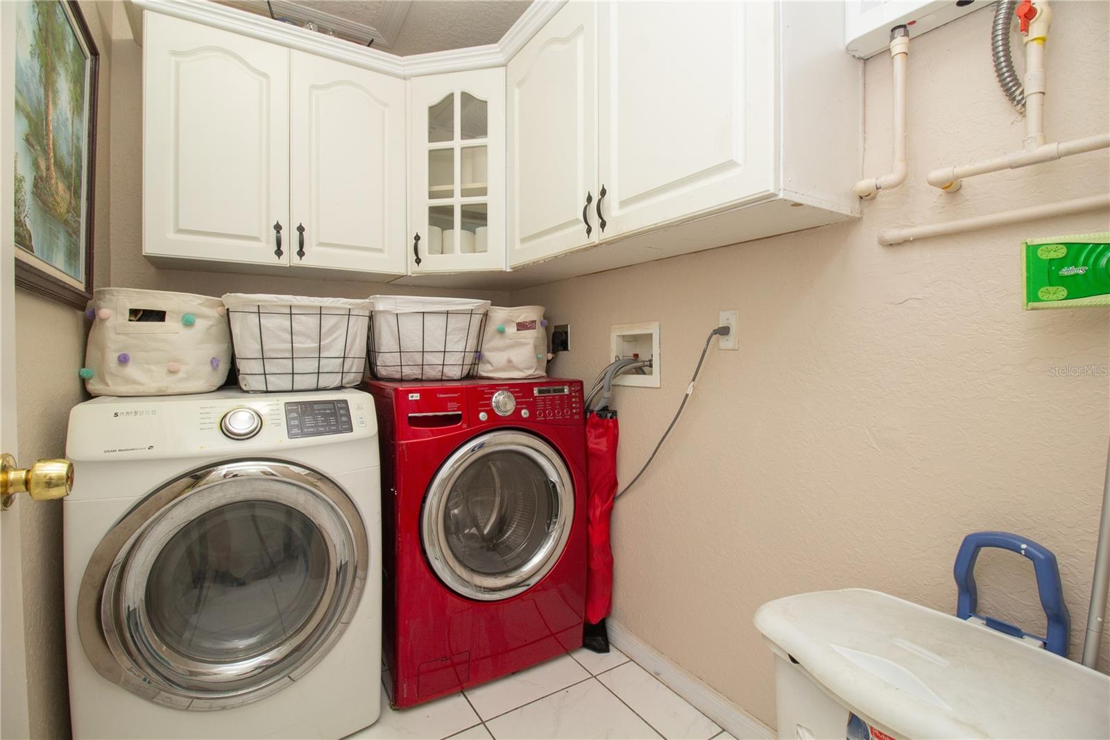 Image 18 of 34 For 6914 N Himes Ave