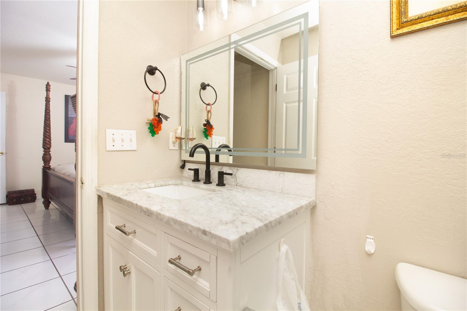 Image 19 of 34 For 6914 N Himes Ave