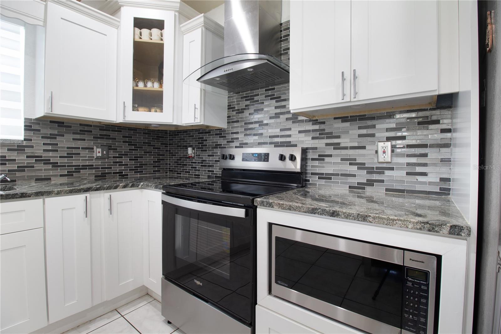 Image 23 of 34 For 6914 N Himes Ave