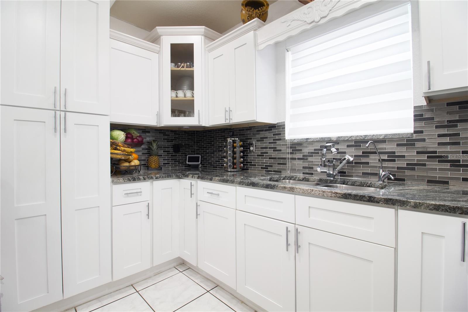 Image 25 of 34 For 6914 N Himes Ave