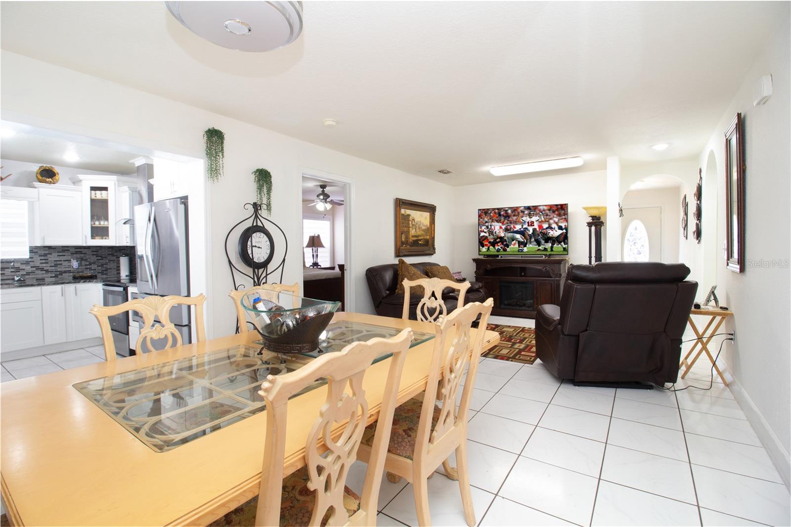 Image 27 of 34 For 6914 N Himes Ave