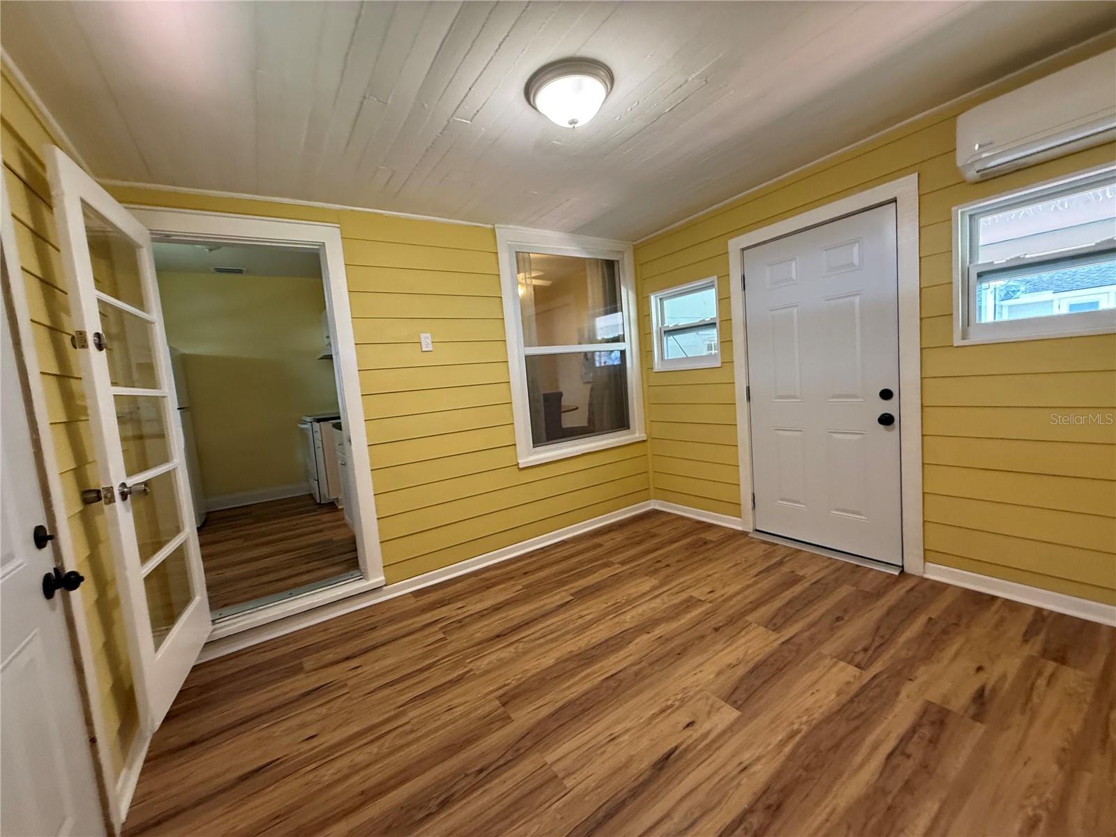 Image 10 of 18 For 4424 1st Avenue N