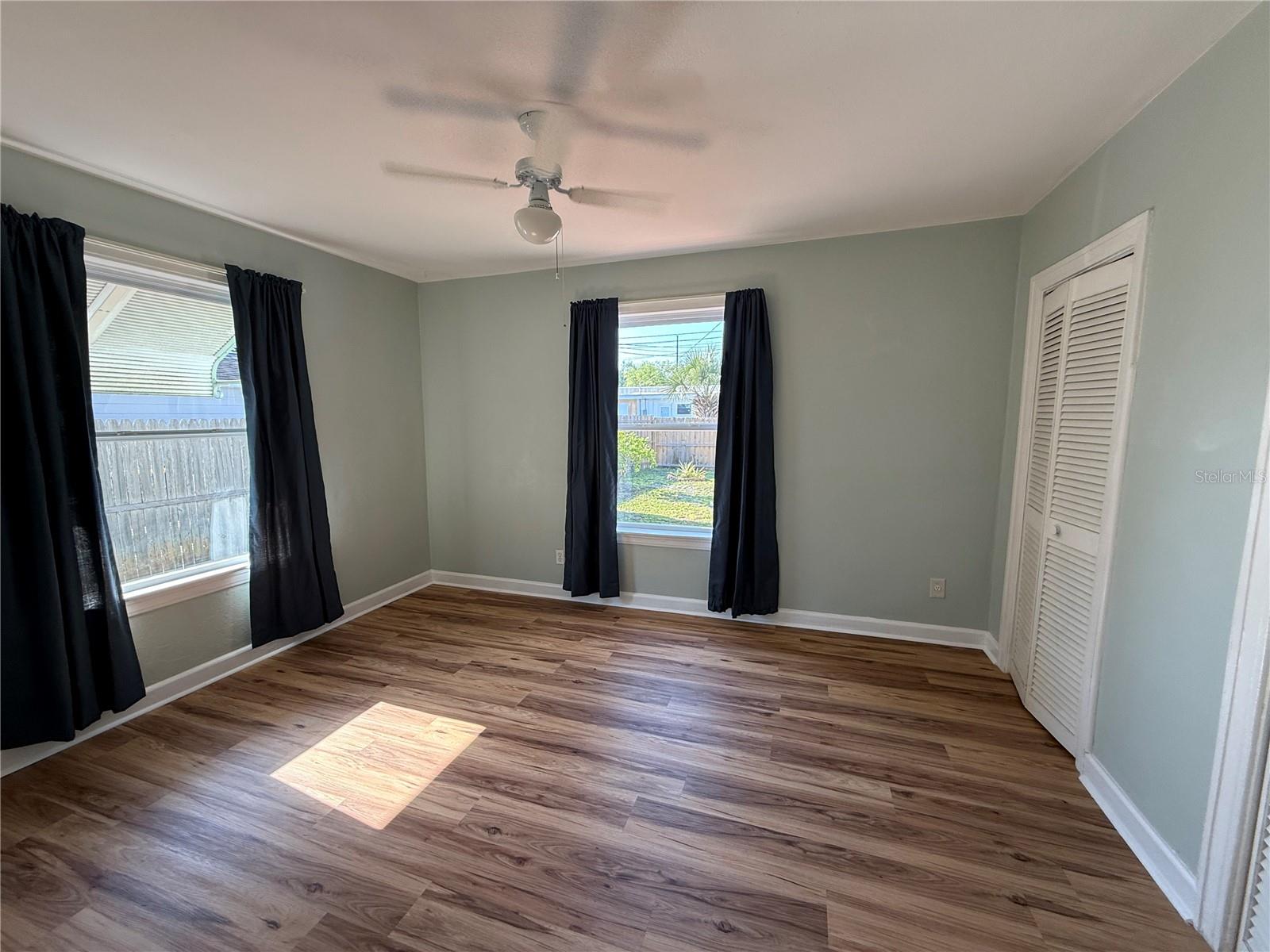 Image 15 of 18 For 4424 1st Avenue N