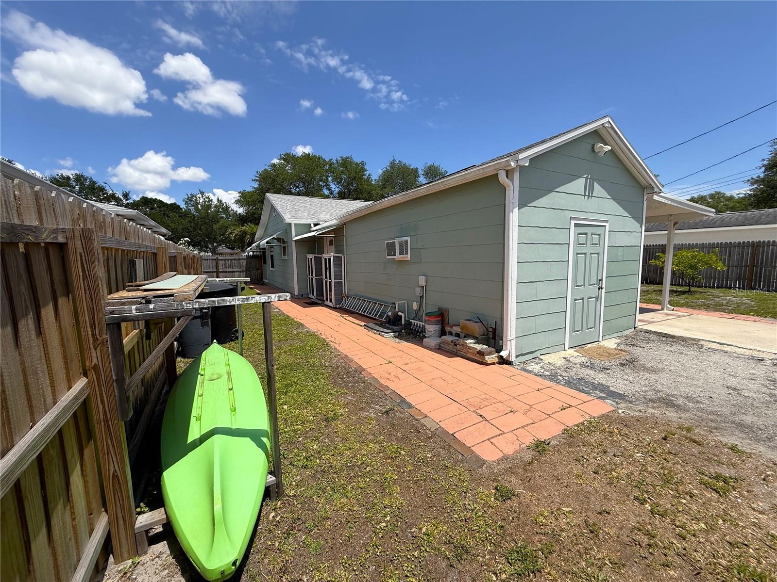 Image 17 of 18 For 4424 1st Avenue N