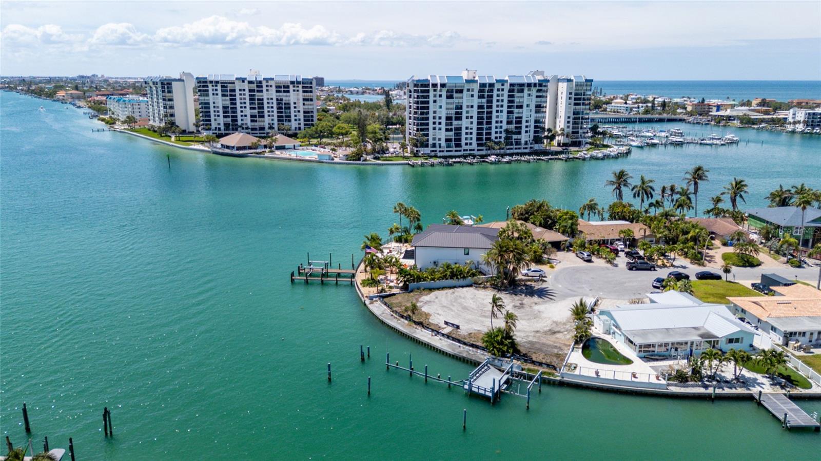 Image 14 of 24 For 13 Bellevue Drive