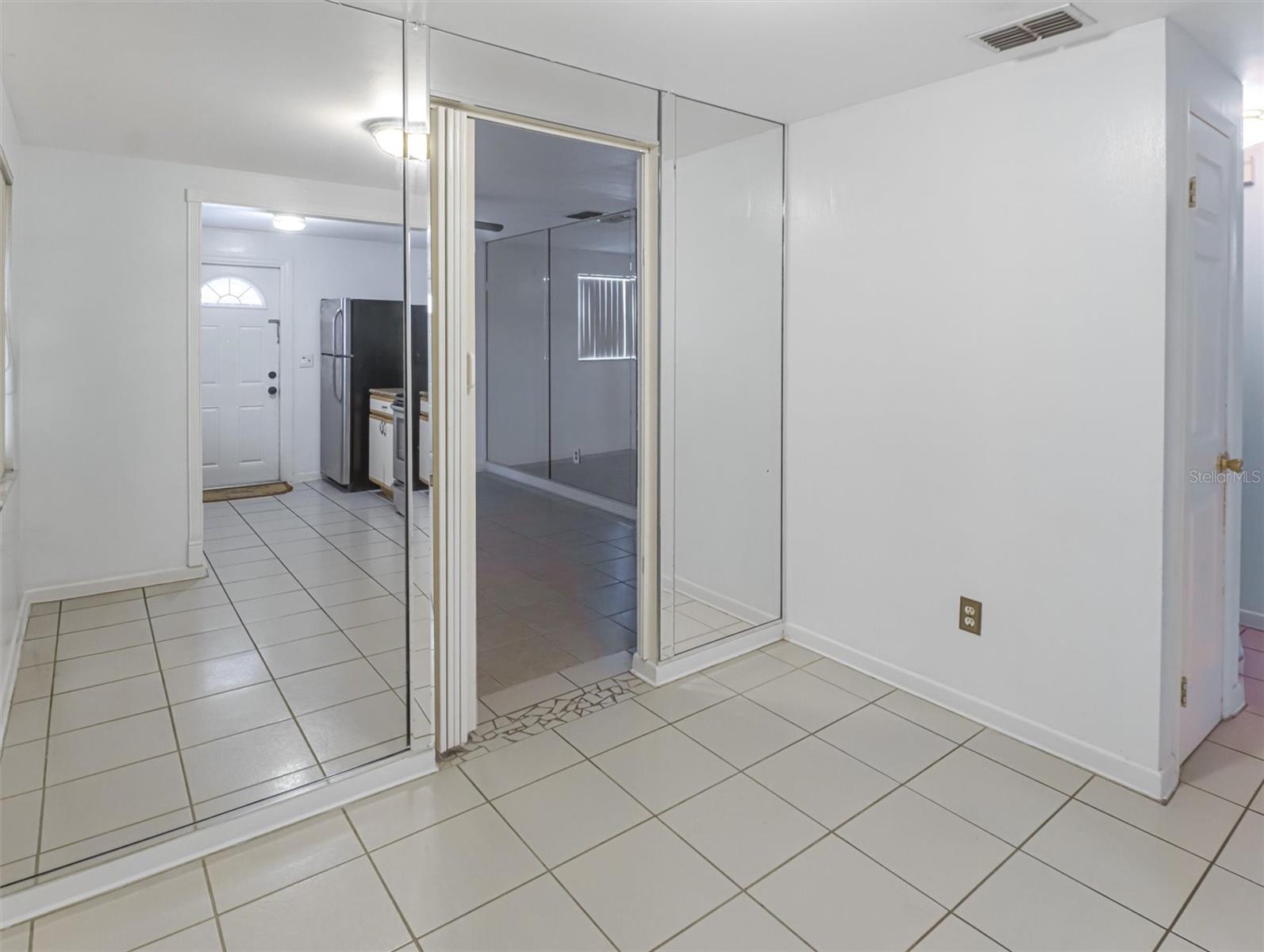 Image 9 of 31 For 4415 Atwater Drive