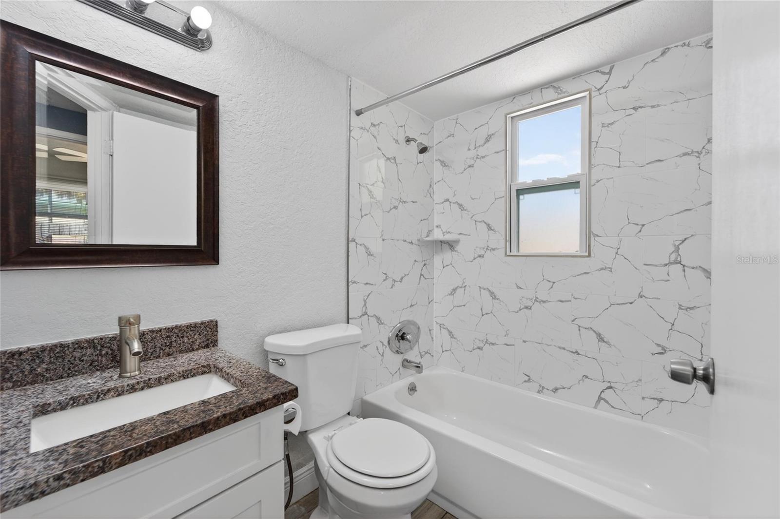 Image 27 of 42 For 10353 110th Avenue