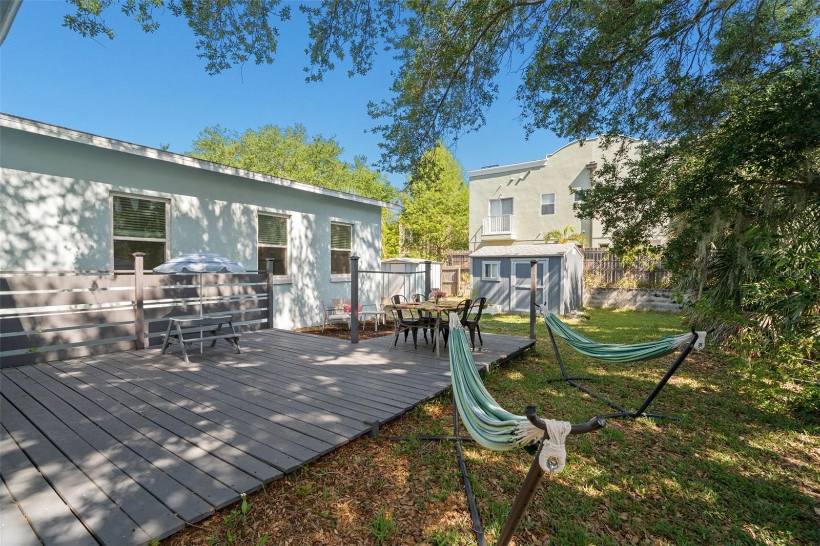 Image 24 of 45 For 548 Bay Street