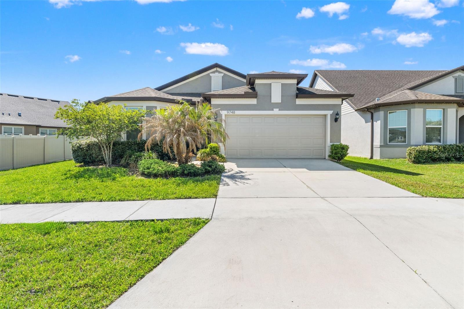 Image 3 of 53 For 9748 Ibis Grove Boulevard